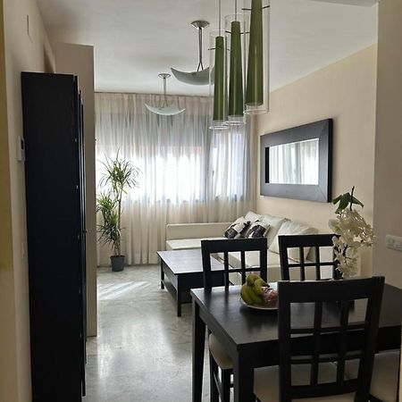 Atico Triana Con Piscina Privada Lejlighed Sevilla Eksteriør billede