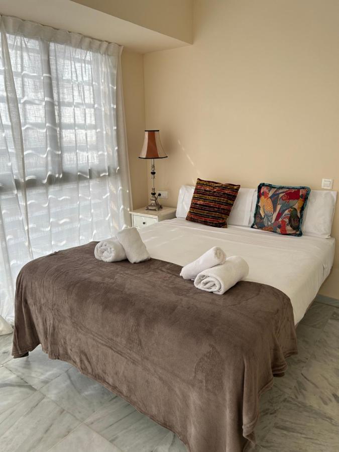 Atico Triana Con Piscina Privada Lejlighed Sevilla Eksteriør billede